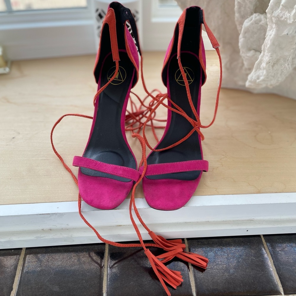 Missguided Tie Up Tassel Heels